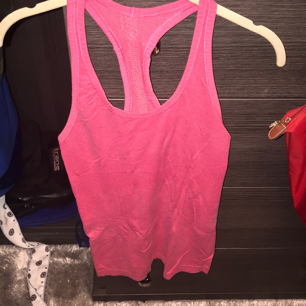 Lululemon red tank
